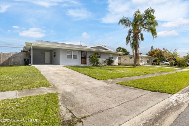 Building Photo - 737 Badger Dr NE