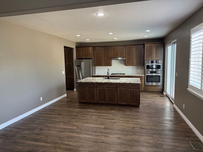 Foto del edificio - 25084 E Pinewood Pl
