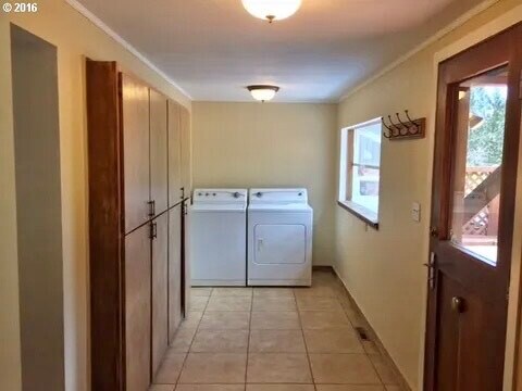 Foto del edificio - 817 E Jewett Blvd