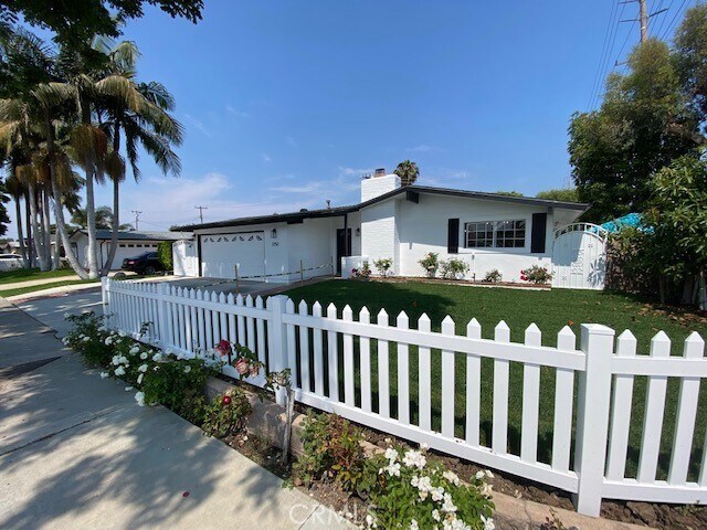 Primary Photo - 2252 Avalon St