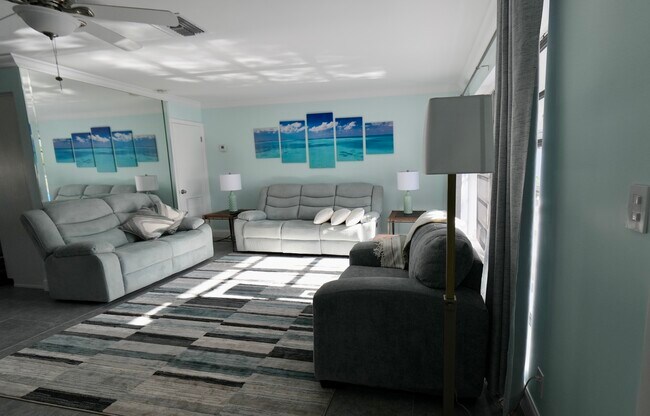 Foto del edificio - 3693 NE 20th Ave