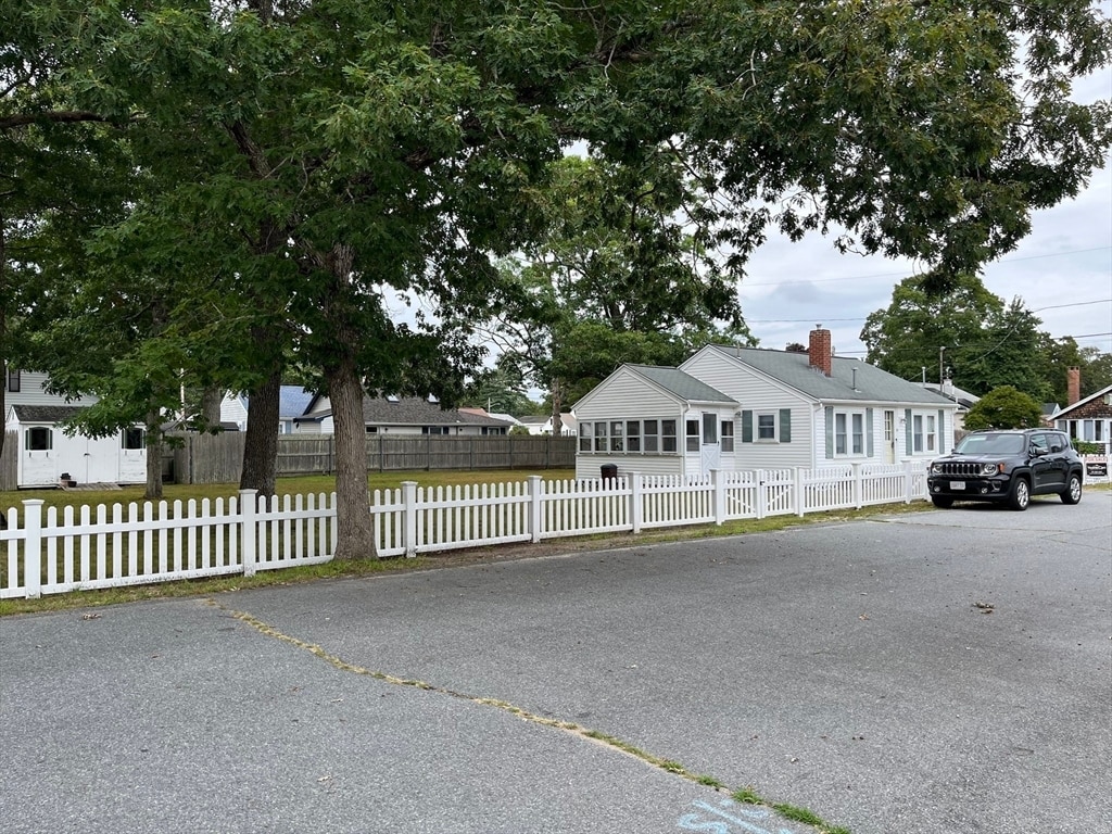 19 Wildwood Ave, Wareham, MA 02571 House Rental in Wareham, MA