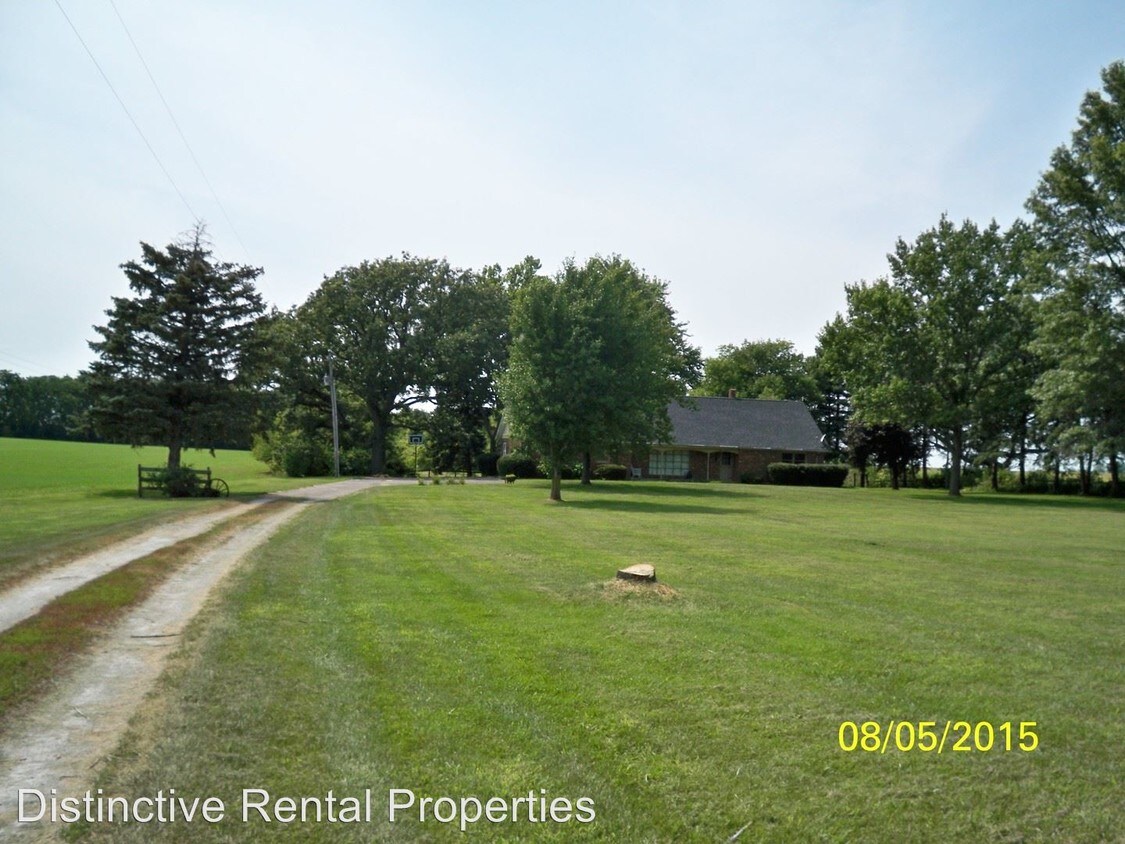 Primary Photo - 4 br, 2.5 bath House - 4428 N 800 W