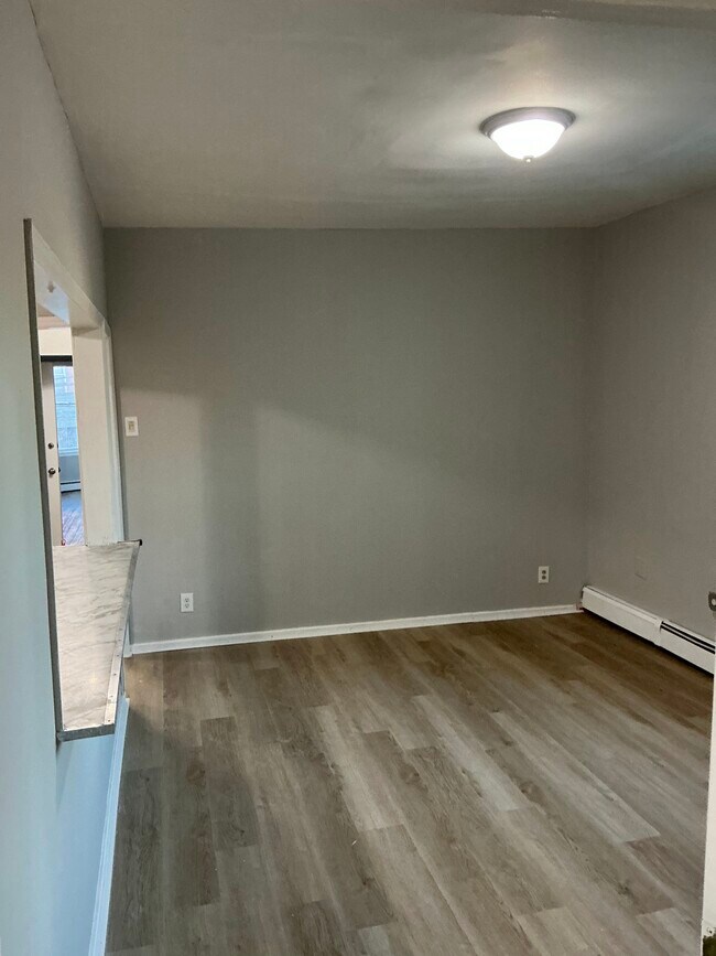 Building Photo - 236 Old Bergen Rd