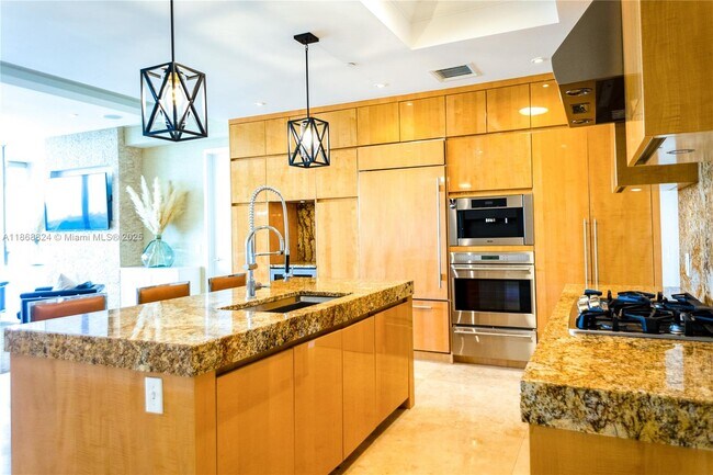 Building Photo - 9701 Collins Ave