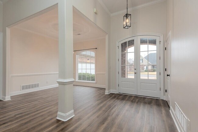 Foto del edificio - 2864 Summer Oaks Pl