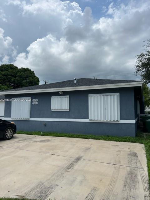 Foto del edificio - 2249 NW 66th St