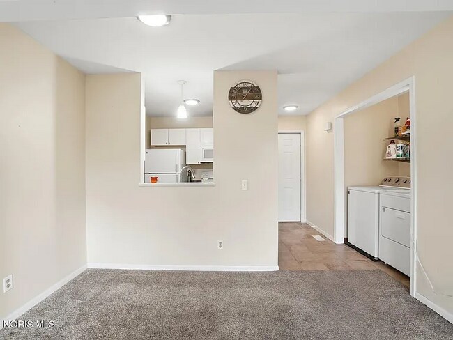 Foto del edificio - 711 Hart Ave