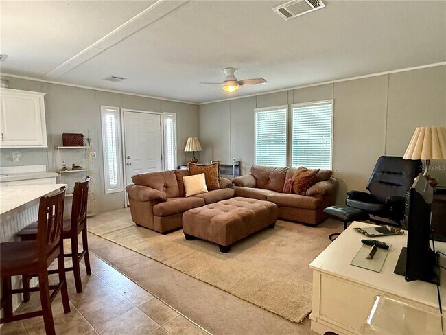 Building Photo - 5161 Boca Raton Ave