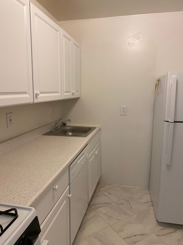 46 College Dr Unit 46 college drive, Edison NJ 08817, Edison, NJ 08817