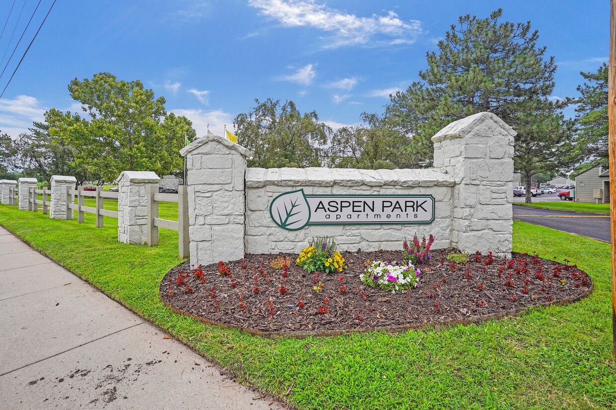 Primary Photo - Aspen Park Apartments