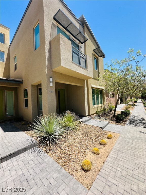 Building Photo - 11297 Essence Point Ave