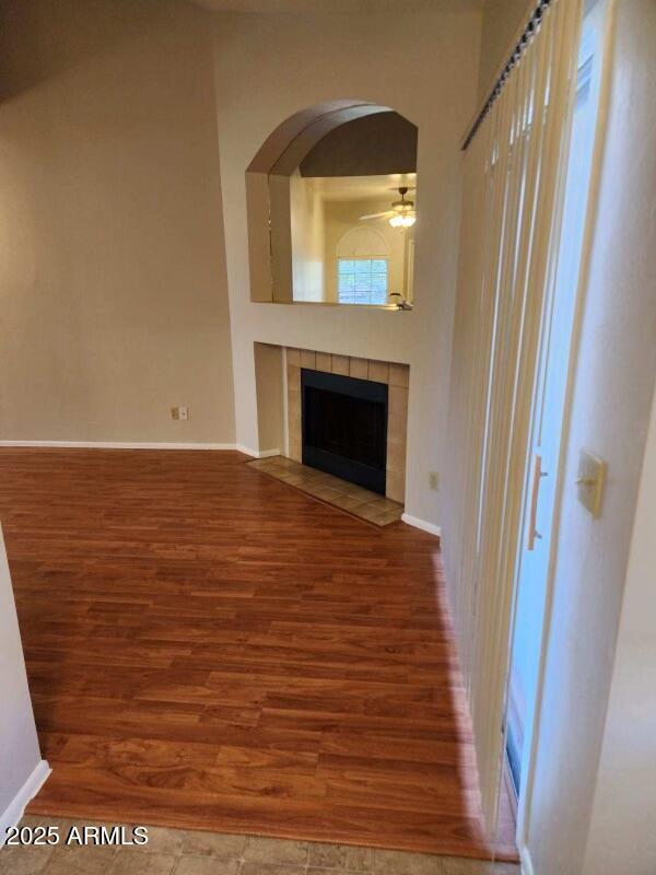 Building Photo - 930 N Mesa Dr