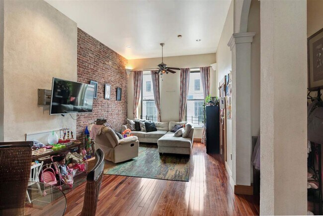 Building Photo - 351 Communipaw Ave
