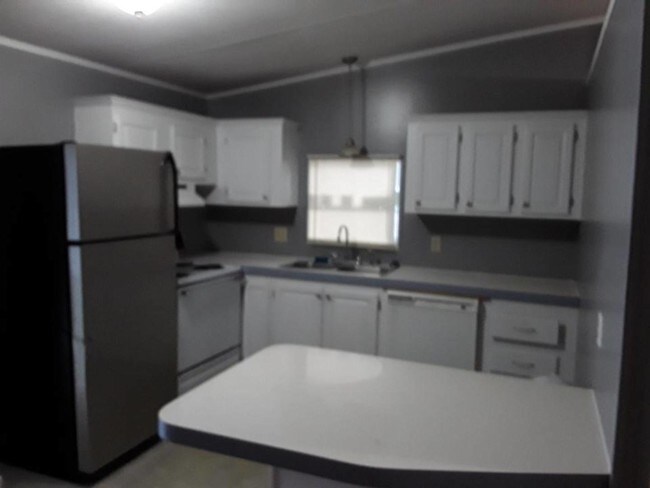Building Photo - 123 Sky Ridge Dr