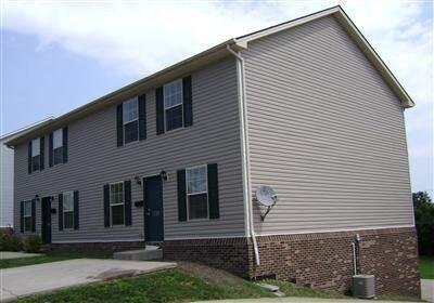 Building Photo - 332 E Oak St