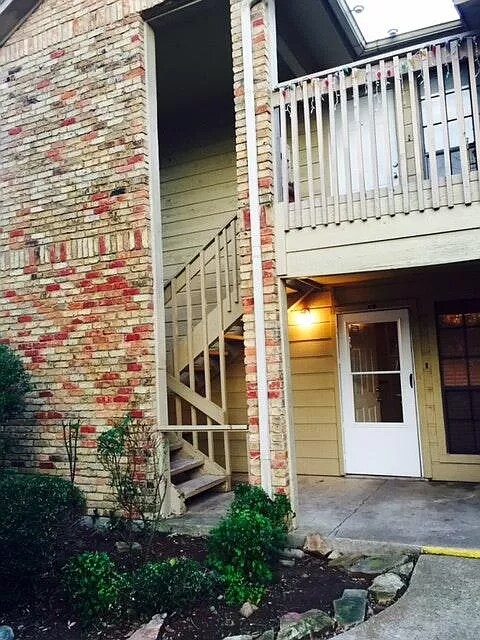 Primary Photo - 506 E Denton Dr