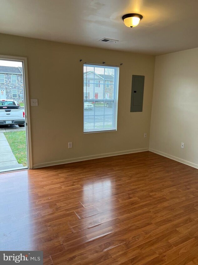 384 Dorothy Ct, Inwood, WV 25428 Townhome Rentals in Inwood WV