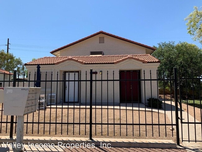 Building Photo - 6249 E Greenway Cir