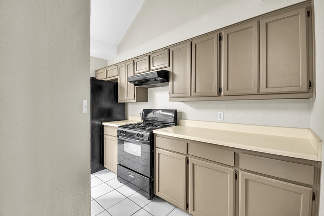 Building Photo - 1236 Sagebrush St