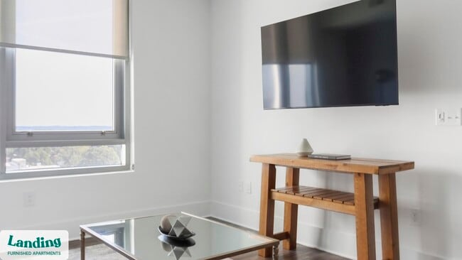 Photo - 3005 Peachtree Rd NW Apartment