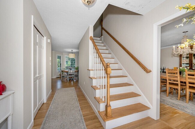 Building Photo - 4 Nashoba Dr