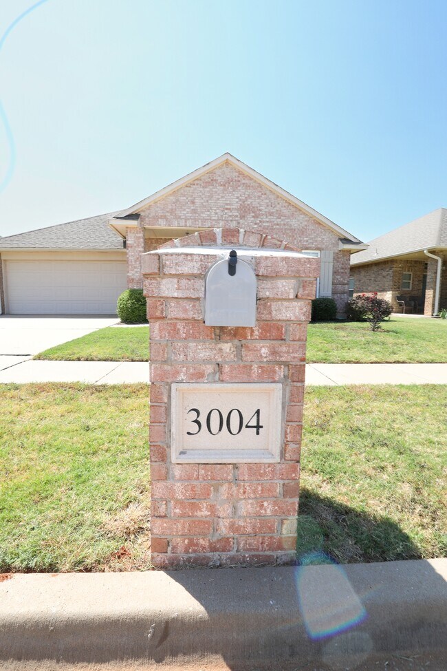 Photo - 3004 NW 191st St House