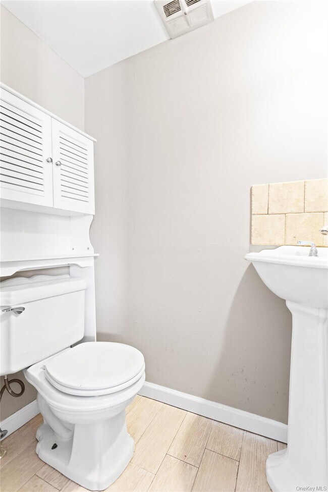 Foto del edificio - 10 Bartlett Commons