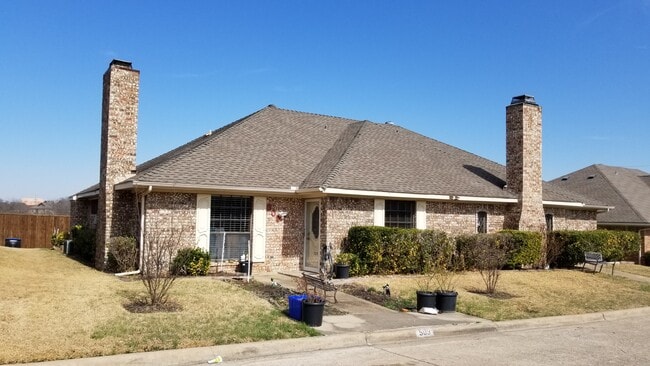 Building Photo - 509 Cedar Elm Ln