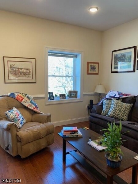 Foto del edificio - 2 South St