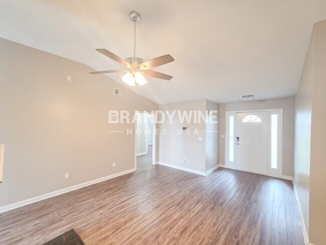 Foto del edificio - 1139 Commons Ct