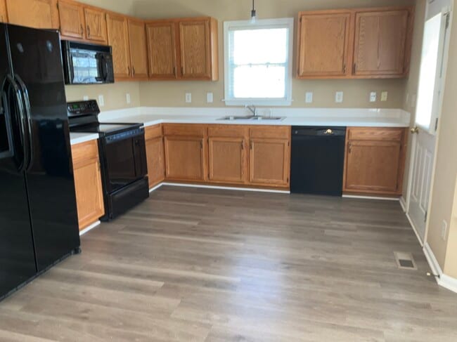 Building Photo - 4135 Duck Pond Ct