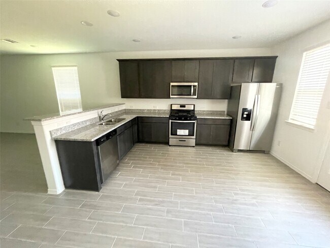 Building Photo - 25541 Northpark Palm Dr