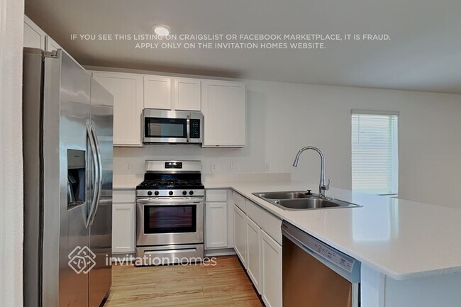 Foto del edificio - 18811 Charter Elm Dr
