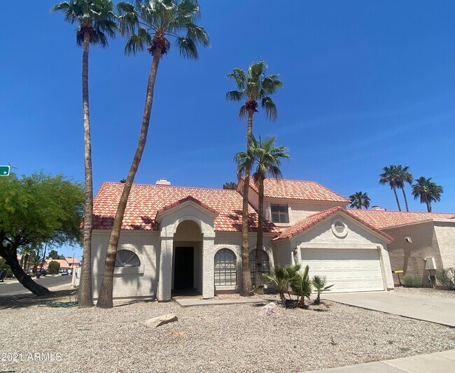 Foto del edificio - 1220 E Campbell Ave