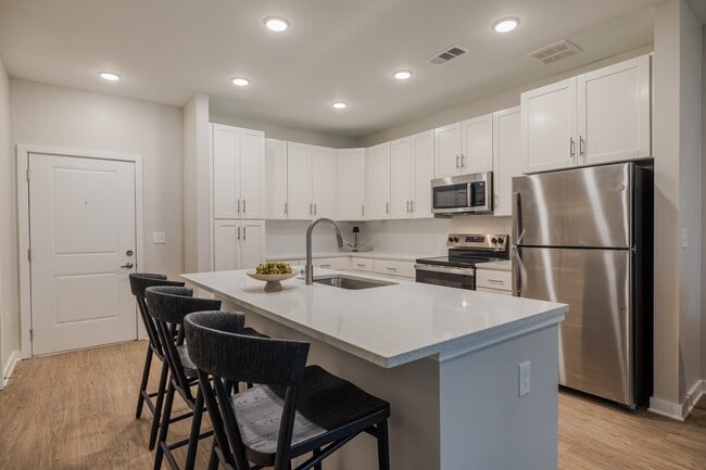 Foto del edificio - Madison Oaks