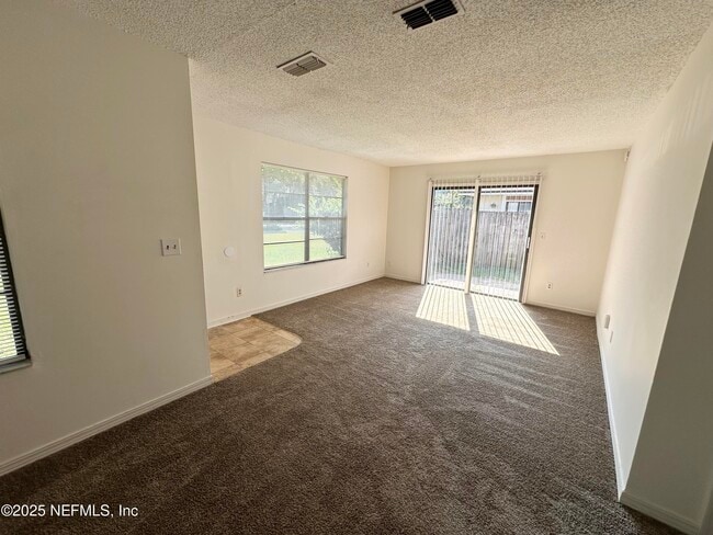 Building Photo - 2936 Shelby Dr