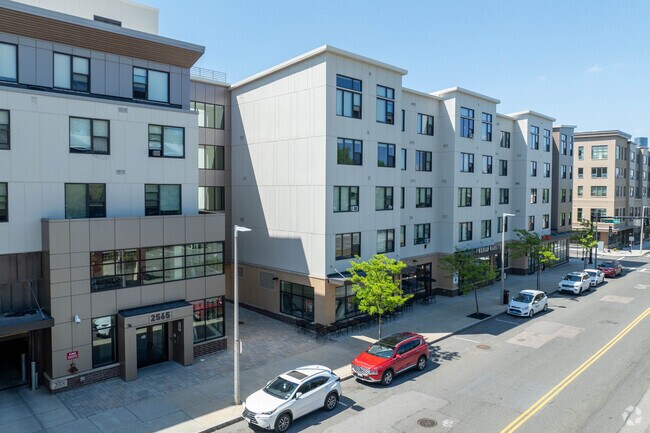 2565 Washington Street is located in the Washington Park submarket of Boston. - Bartlett Station Building A