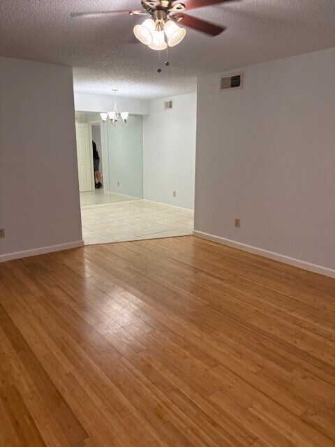 Building Photo - 1311 Antoine Dr