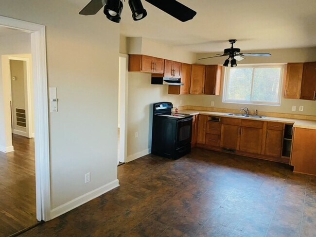 Foto del edificio - 3 bedroom, 1 bathroom house in Washington ...
