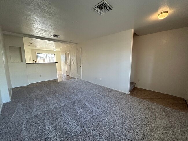 Foto del edificio - 7801 N 44th Dr