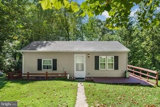 Building Photo - 38426 Laurel Ridge Ct