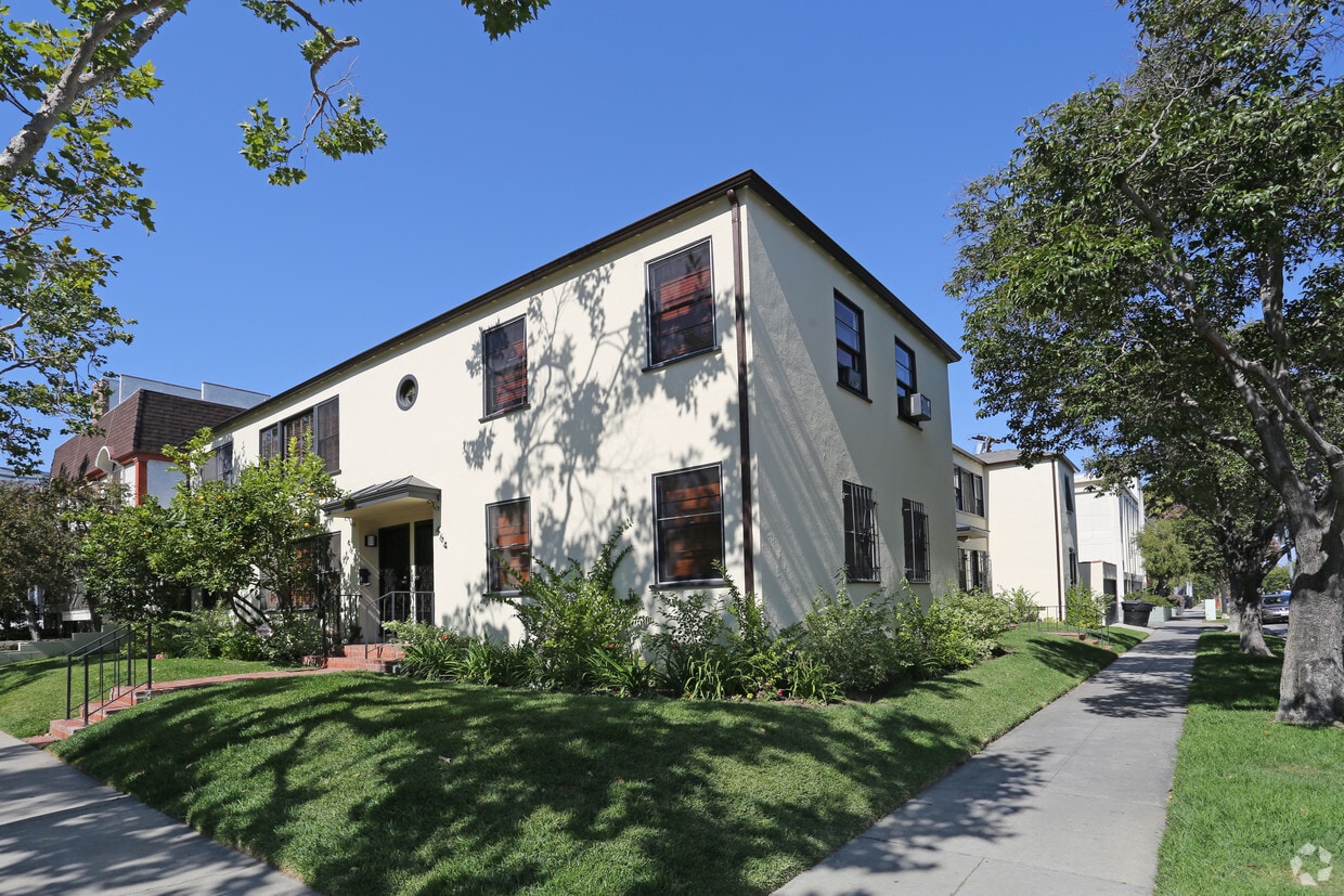 Primary Photo - 9255 Whitworth Dr