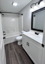 Building Photo - Brody Creek