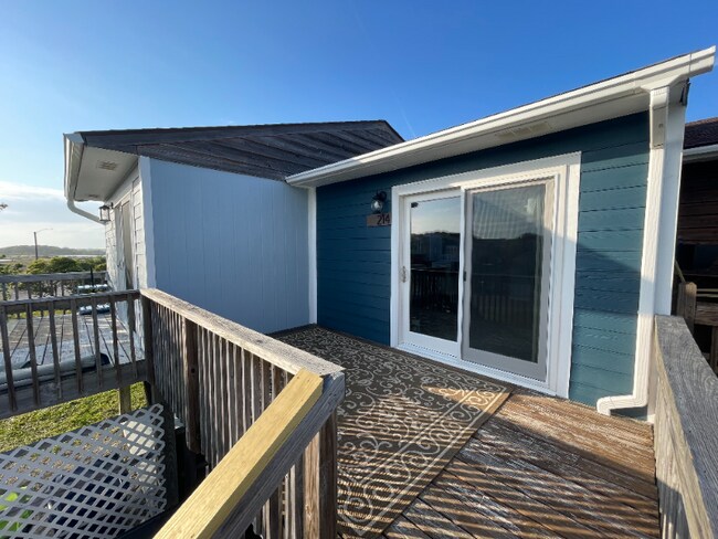 Building Photo - 214 Sand Piper Dr