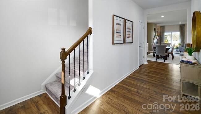 Foto del edificio - 1330 37th Ave Lane NE