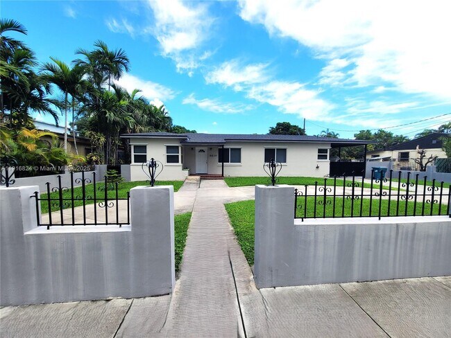 Foto del edificio - 8839 SW 28th St