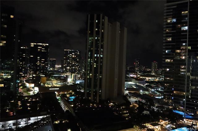 Building Photo - 1350 Ala Moana Blvd