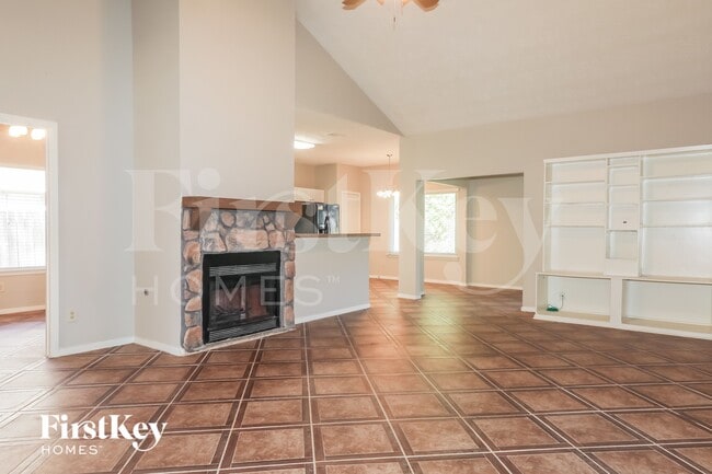 Foto del edificio - 17214 Thorhill St