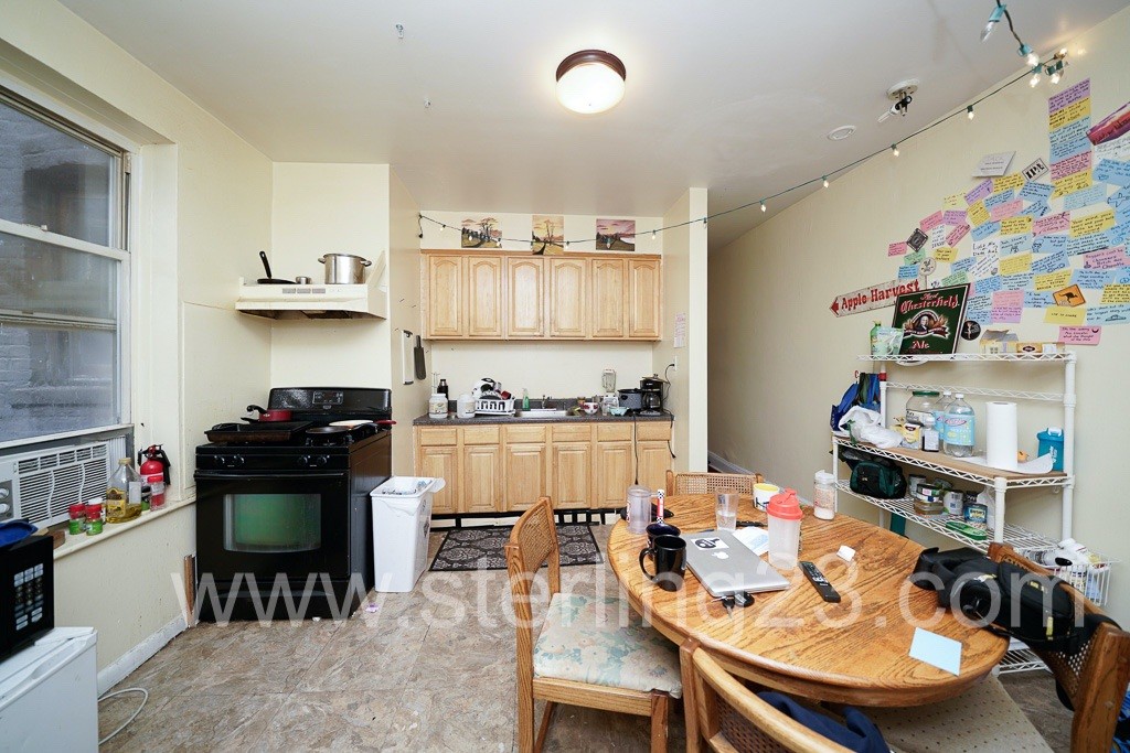 Foto principal - 19-31 Ditmars Blvd
